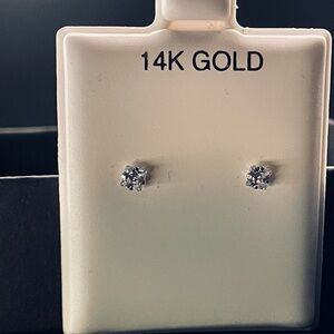 14K Gold Diamond Stud Earrings